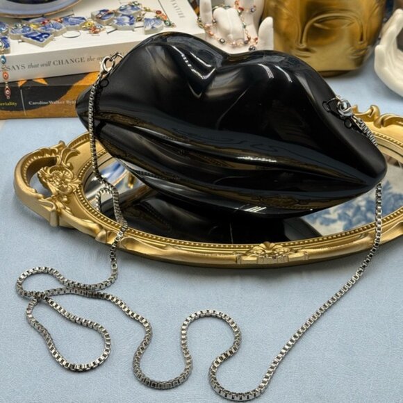 🆕 LULU GUINNESS 🧿 NWOT Black Medium Iconic Lips Perspex Clutch Bag - Picture 11 of 16